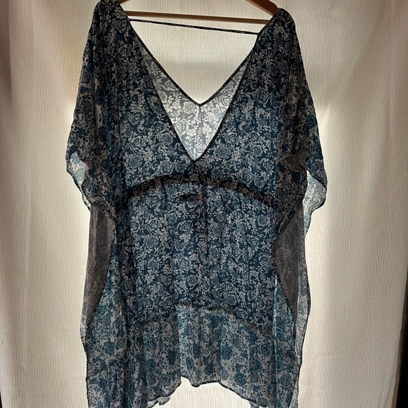 Floral Blue and White Beach Dress - Picture 2 of 2